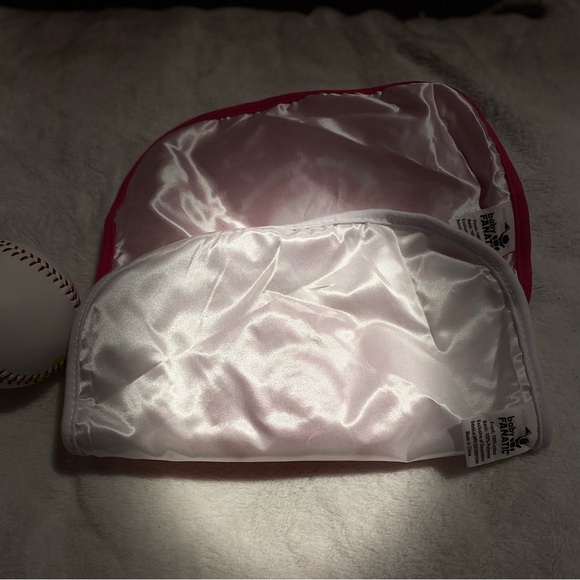 2 Clubs baseball white and pink Girl Silk bibs. - Picture 2 of 3